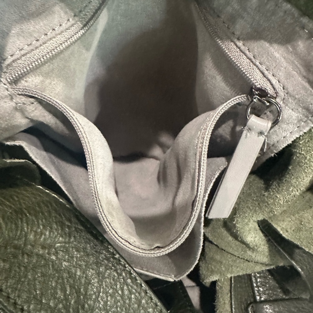Vince Camaro Leather Mekhi Tote handbag Army Green purse - Picture 8 of 16